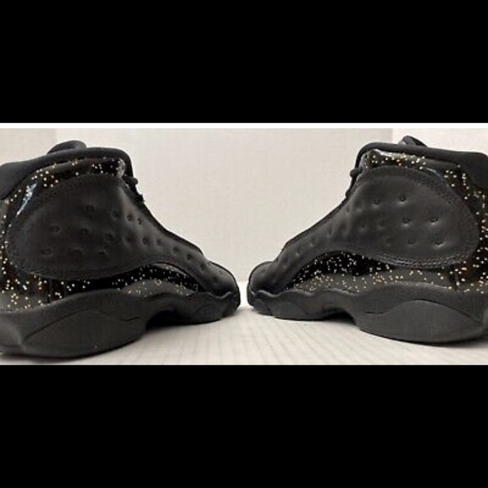Black an gold Glittery Retro 13.